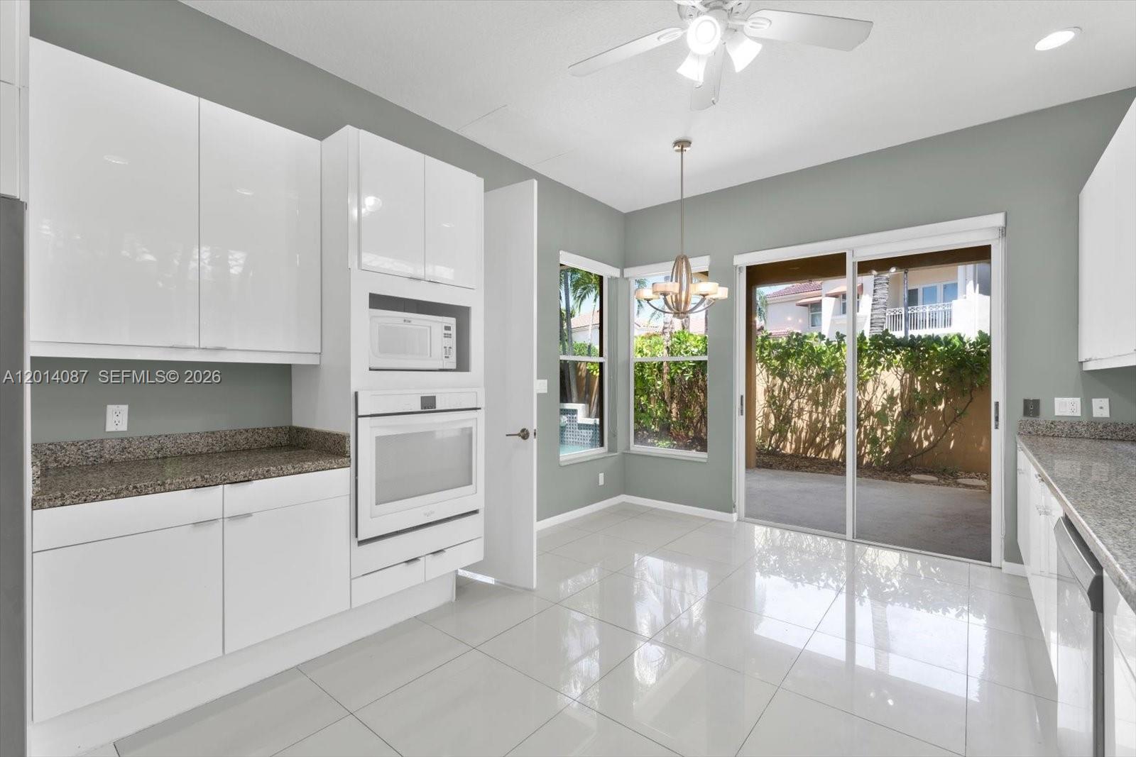 3728 NE 208th Ter, Aventura FL 33180