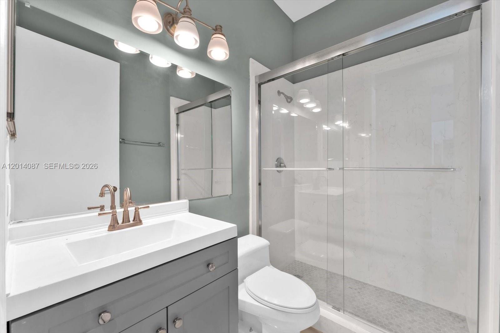 3728 NE 208th Ter, Aventura FL 33180