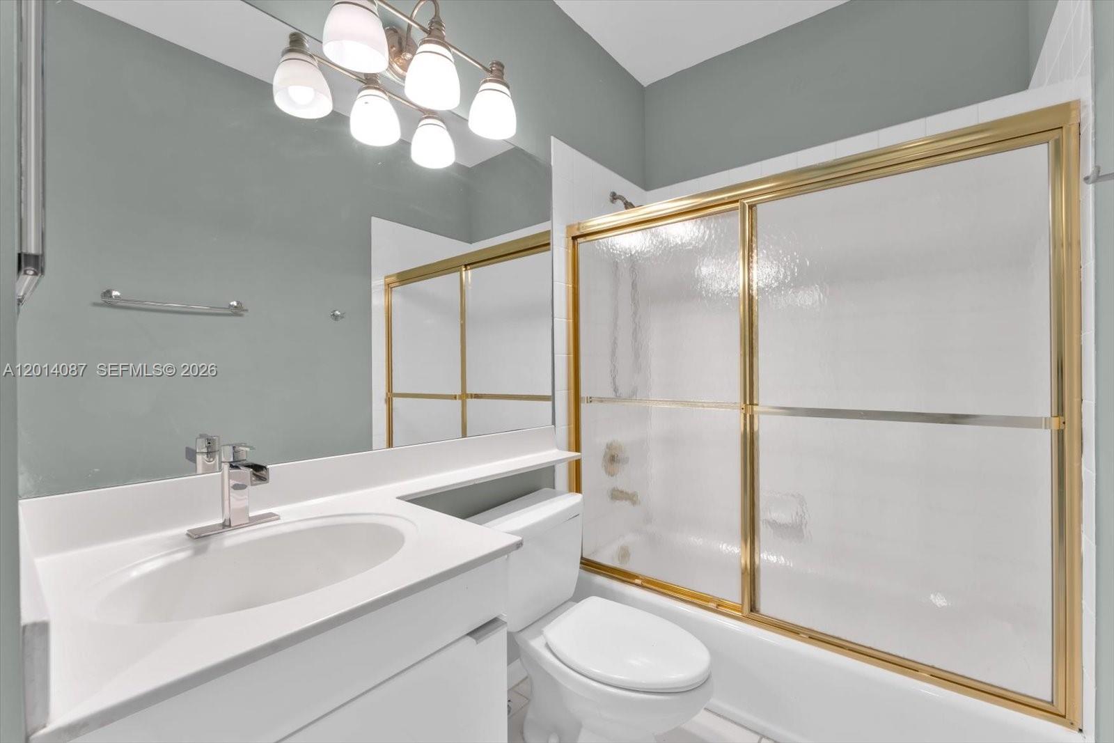 3728 NE 208th Ter, Aventura FL 33180