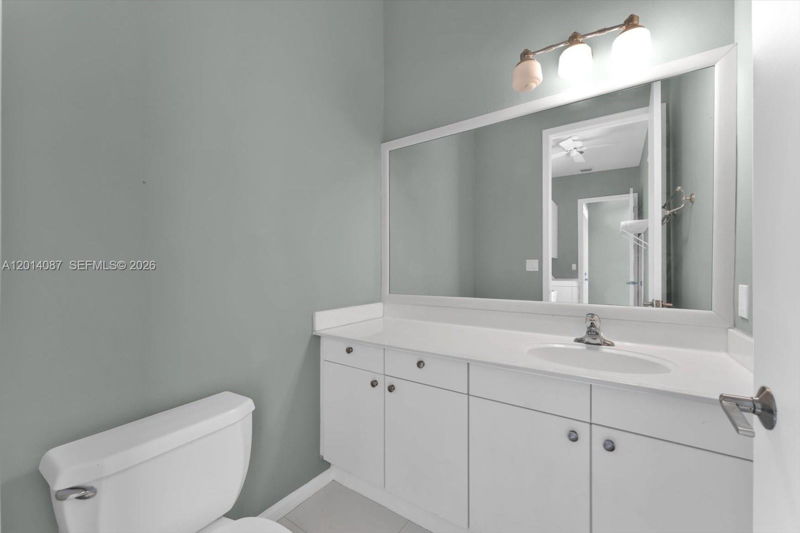 3728 NE 208th Ter, Aventura FL 33180