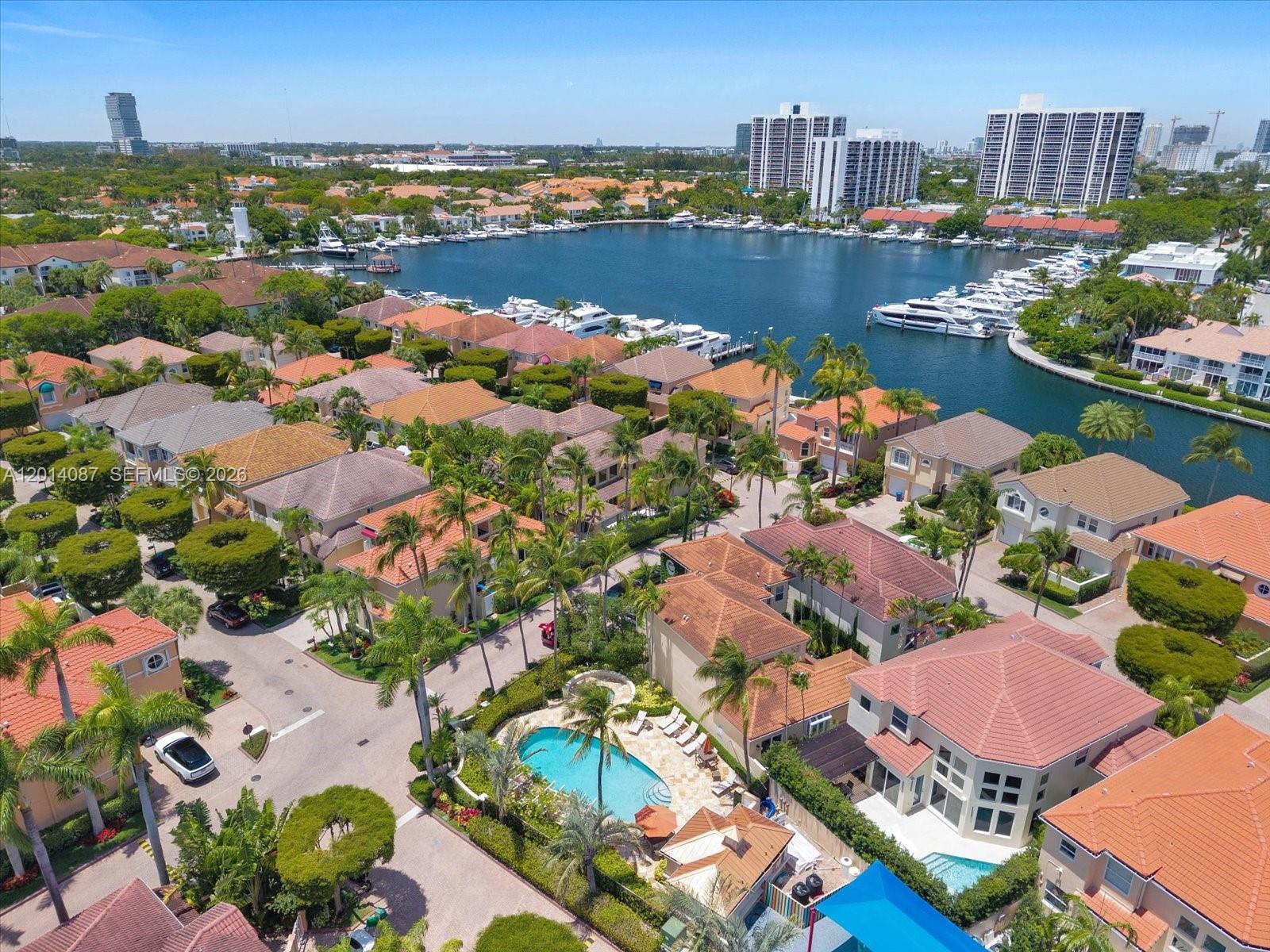 3728 NE 208th Ter, Aventura FL 33180