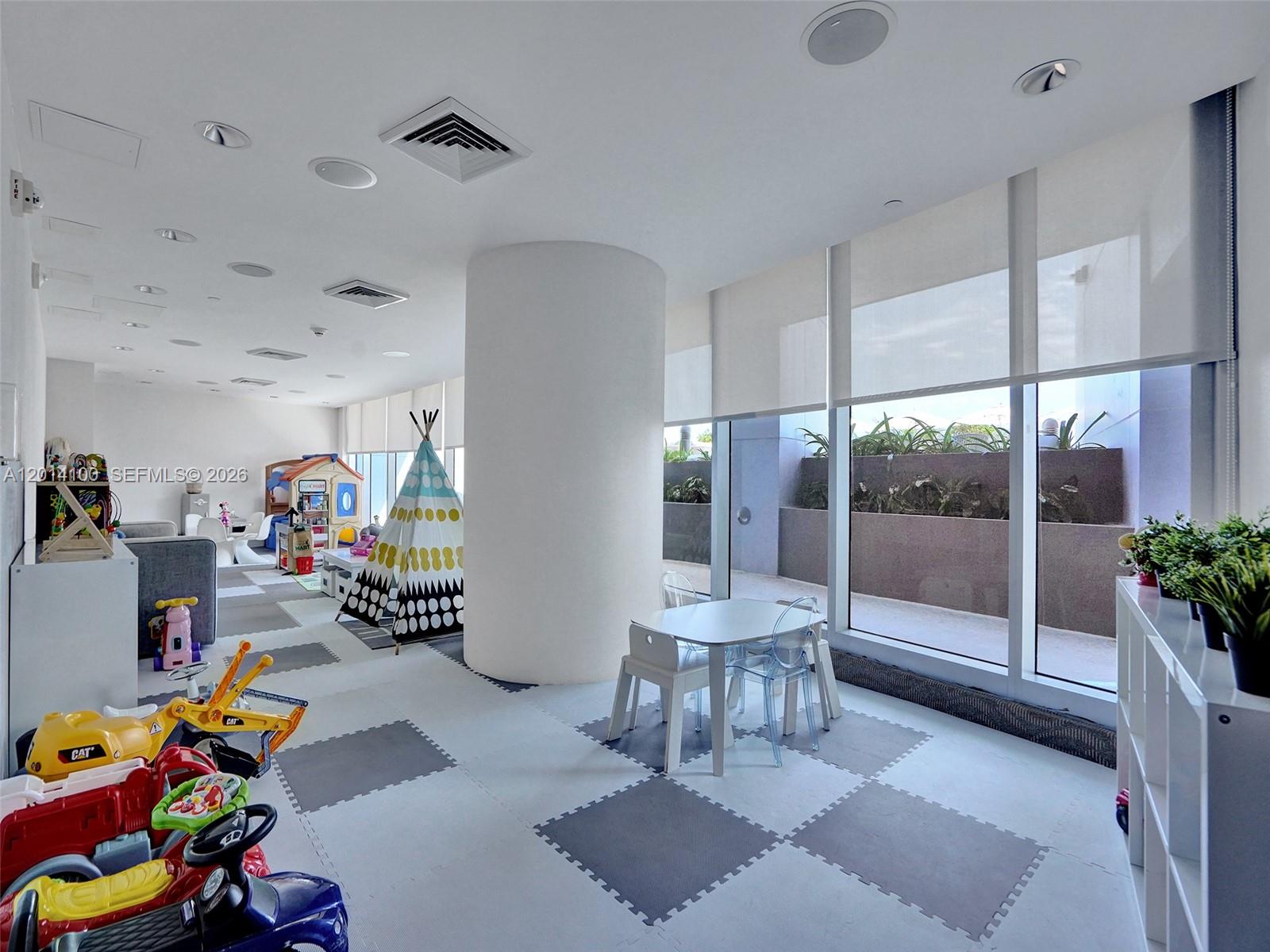 17001 Collins Ave #1006, Sunny Isles Beach FL 33160