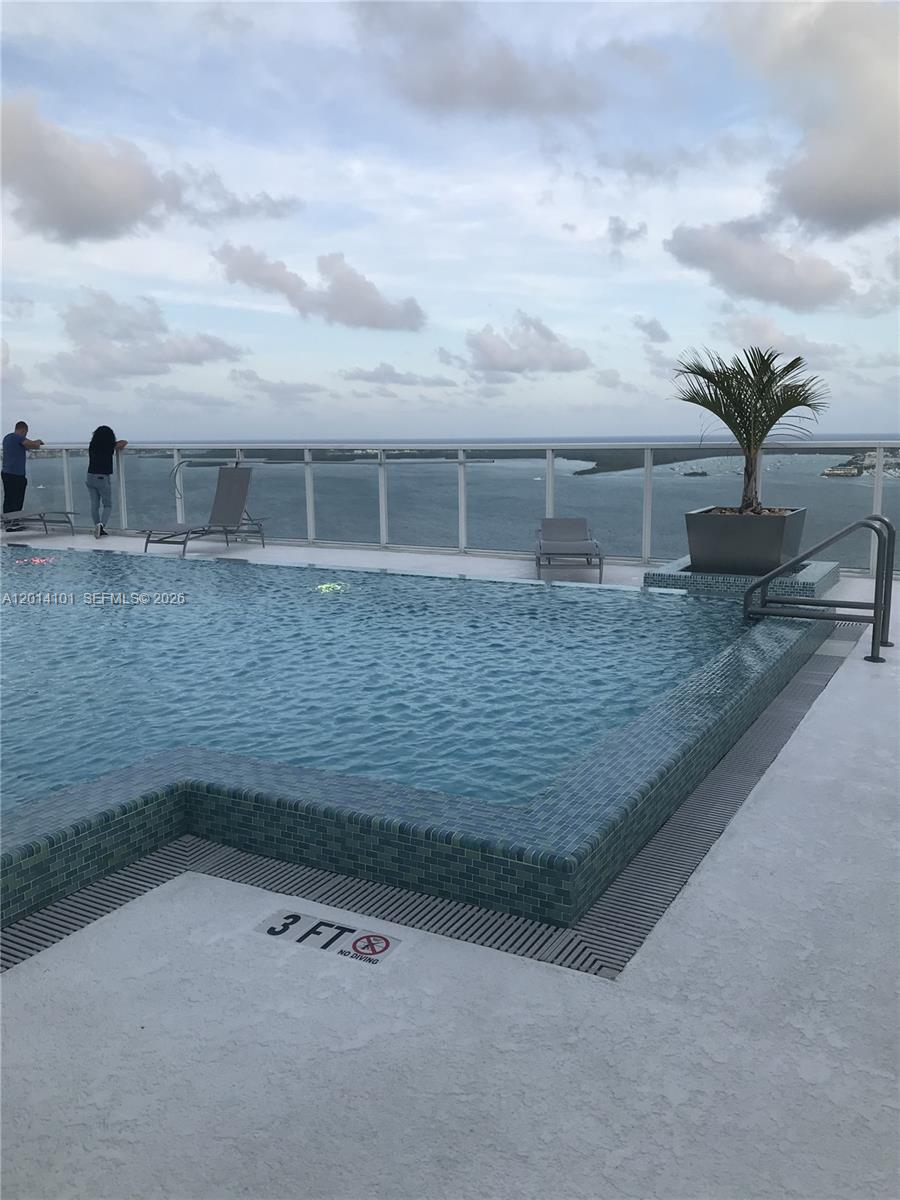 218 SE 14th St #2208, Miami FL 33131
