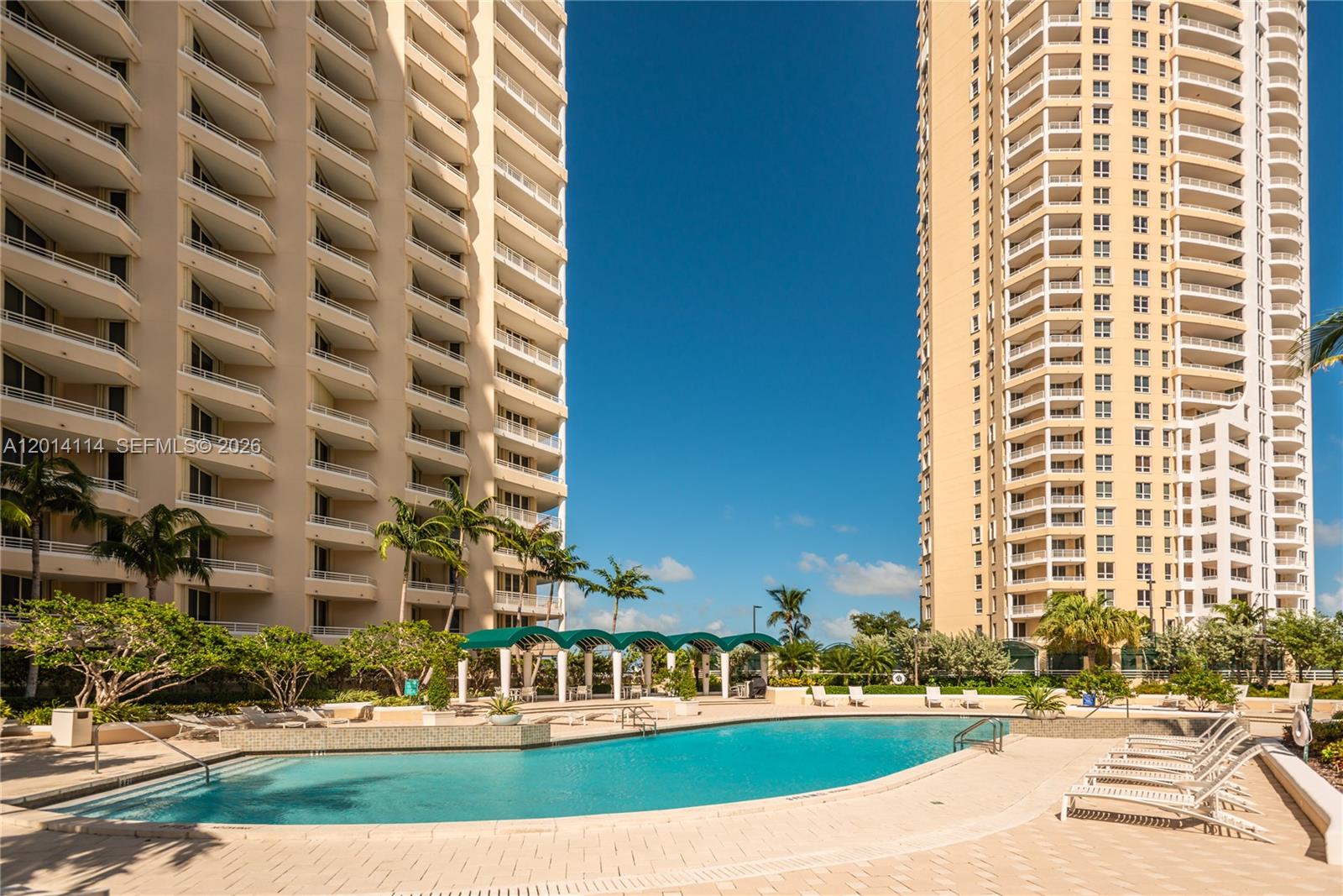 888 Brickell Key Dr #211, Miami FL 33131