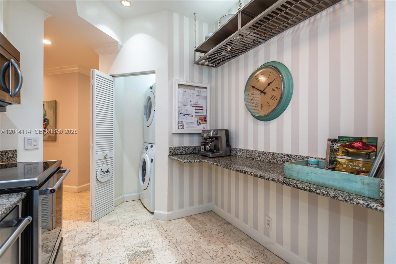 888 Brickell Key Dr #211, Miami FL 33131