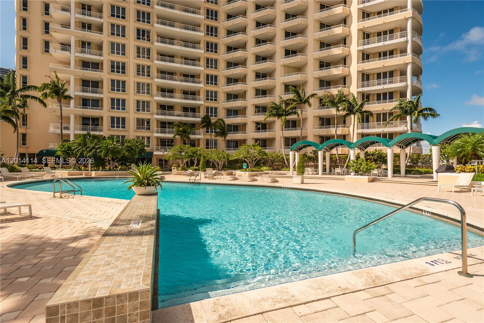 888 Brickell Key Dr #211, Miami FL 33131