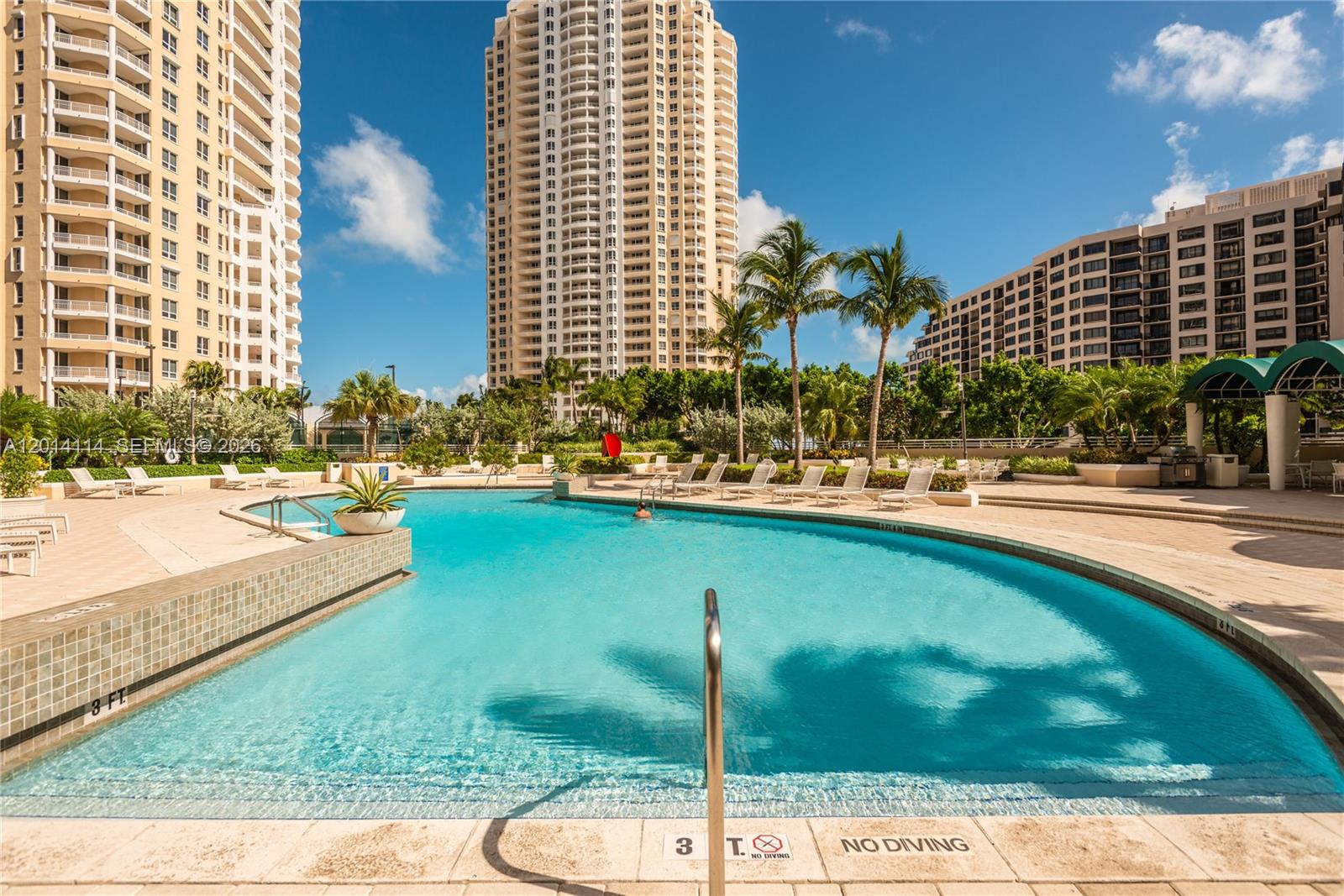 888 Brickell Key Dr #211, Miami FL 33131