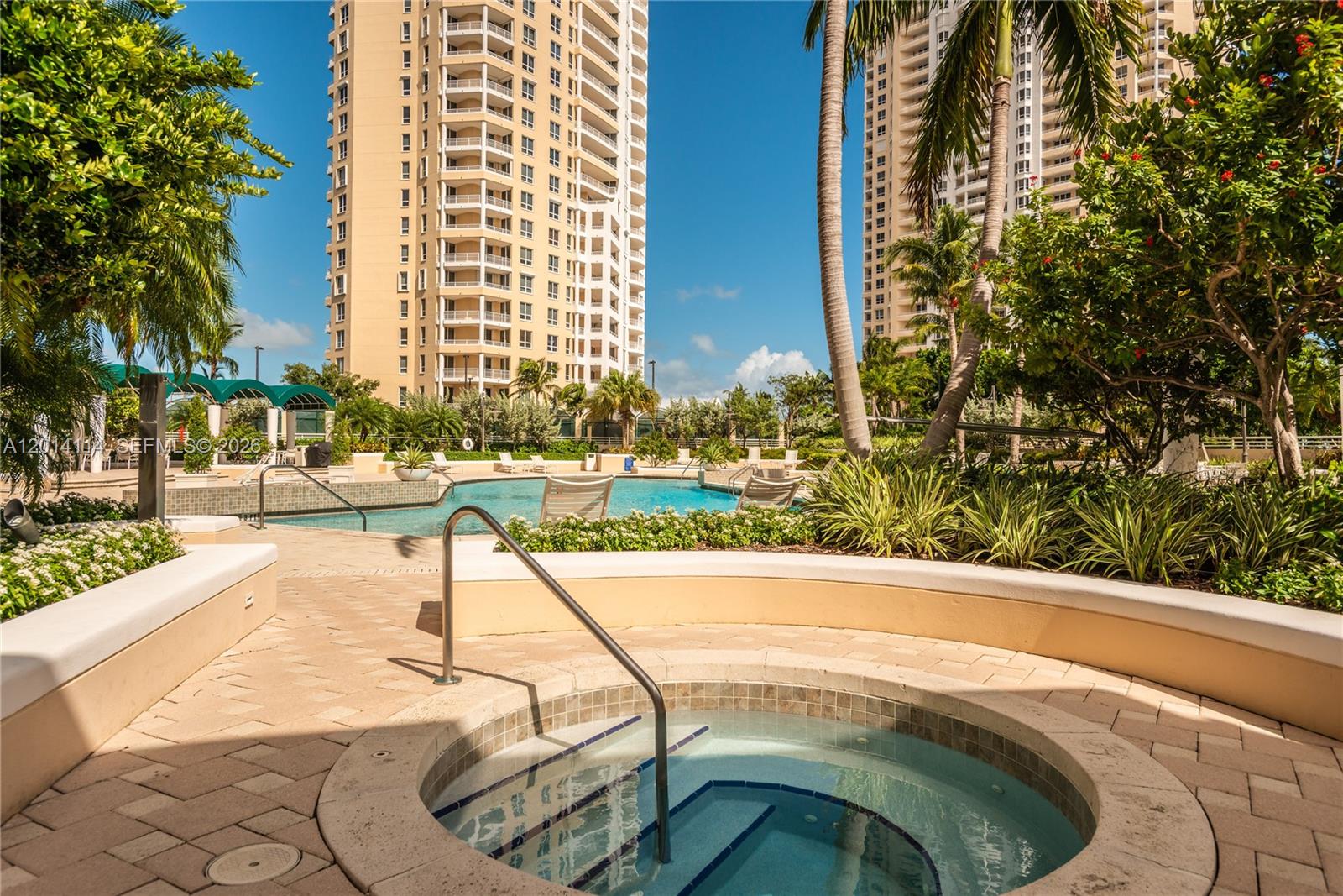 888 Brickell Key Dr #211, Miami FL 33131