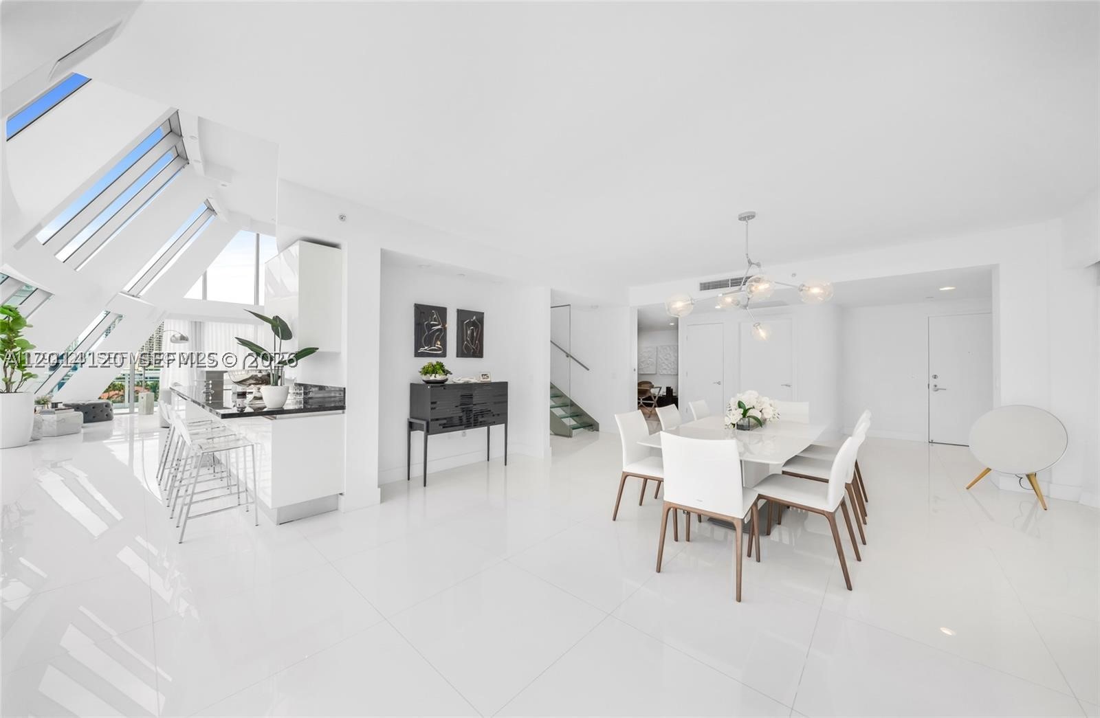 2950 NE 188th St #547, Aventura FL 33180