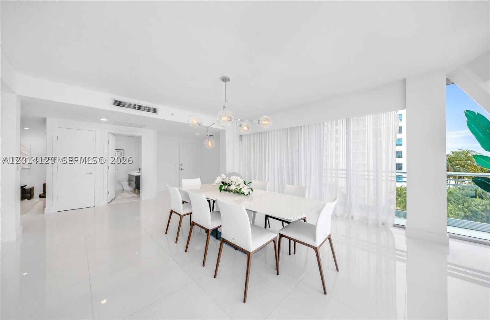2950 NE 188th St #547, Aventura FL 33180