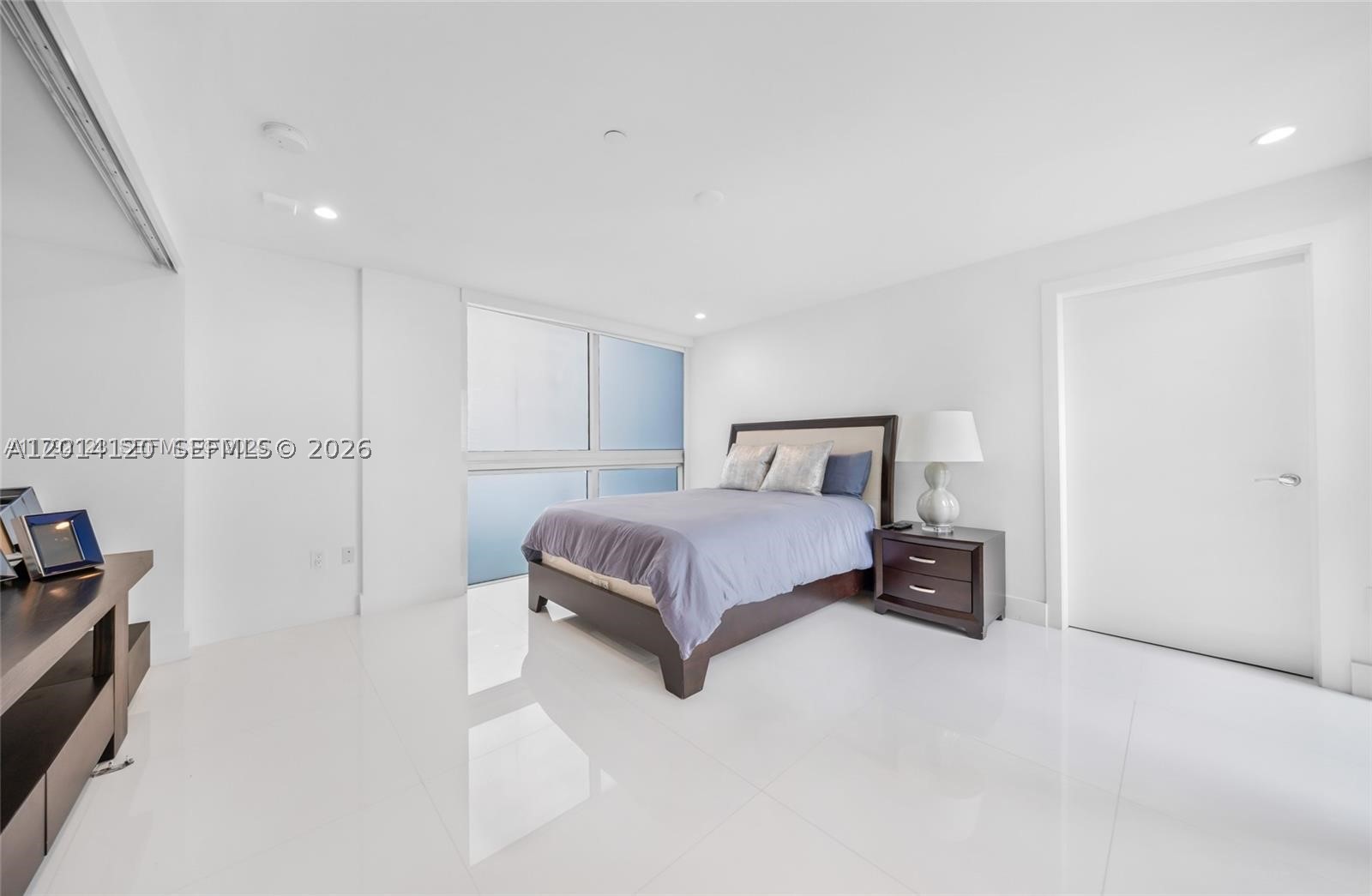 2950 NE 188th St #547, Aventura FL 33180