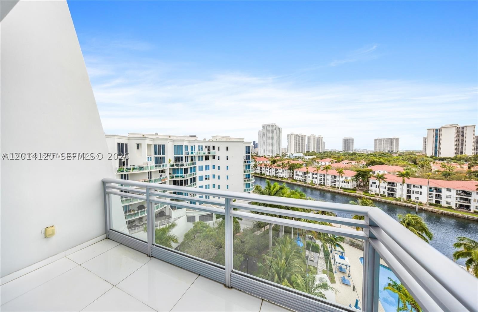 2950 NE 188th St #547, Aventura FL 33180