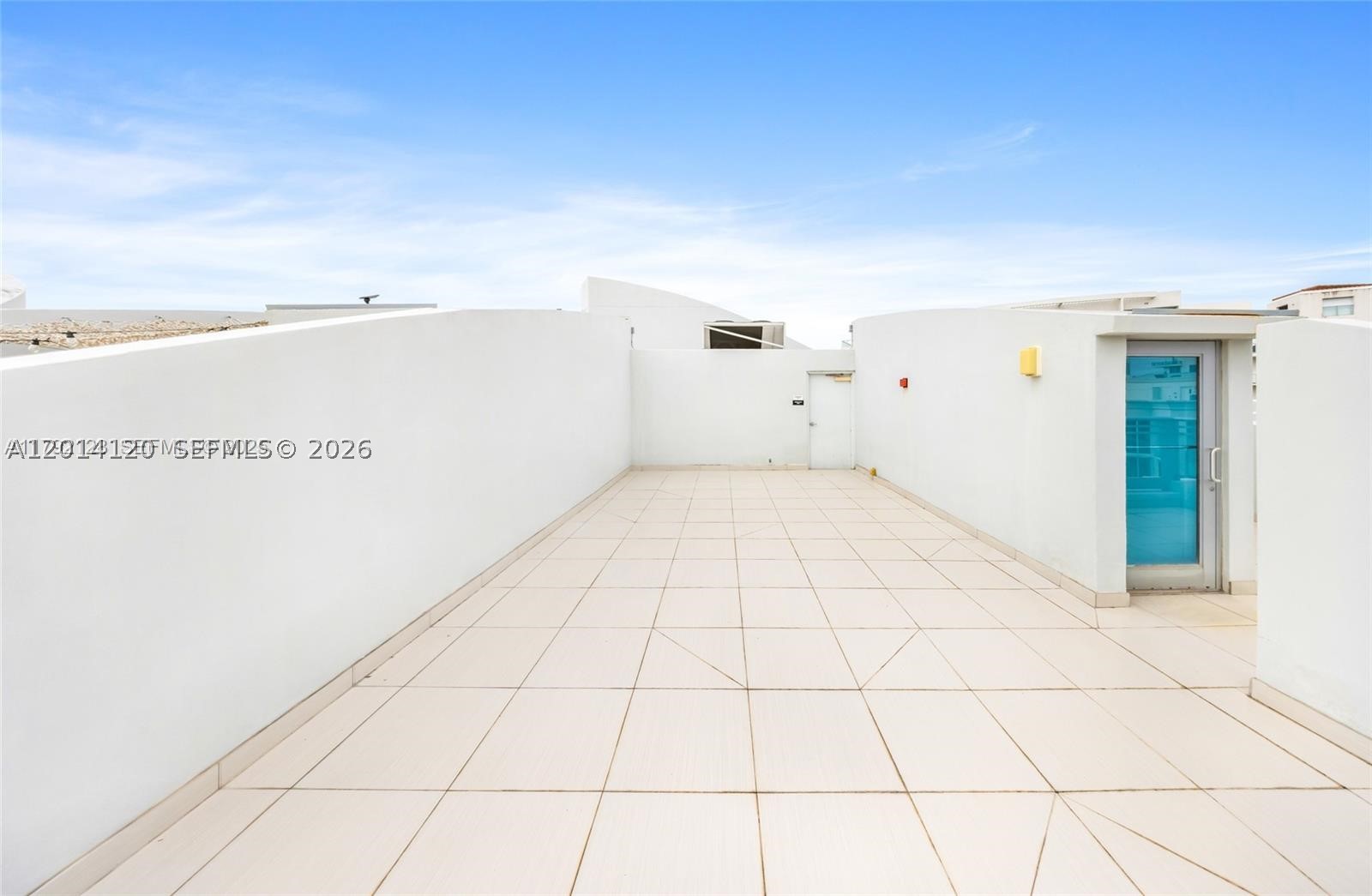 2950 NE 188th St #547, Aventura FL 33180