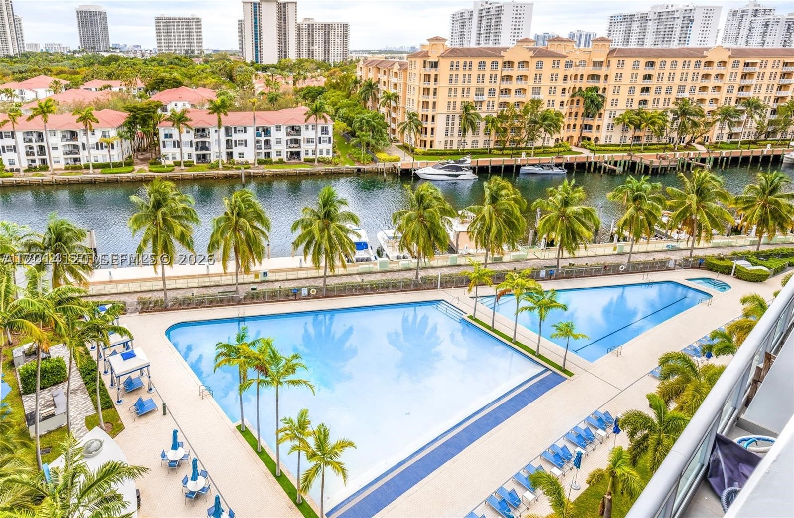 2950 NE 188th St #547, Aventura FL 33180
