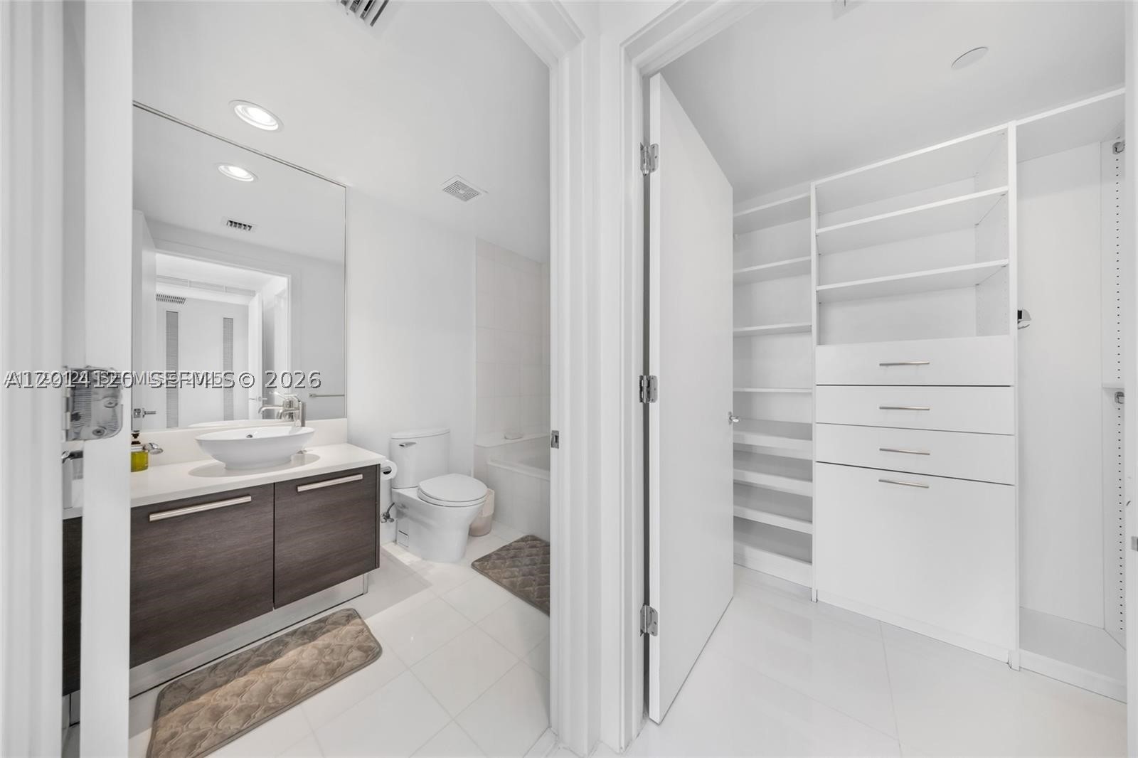 2950 NE 188th St #547, Aventura FL 33180