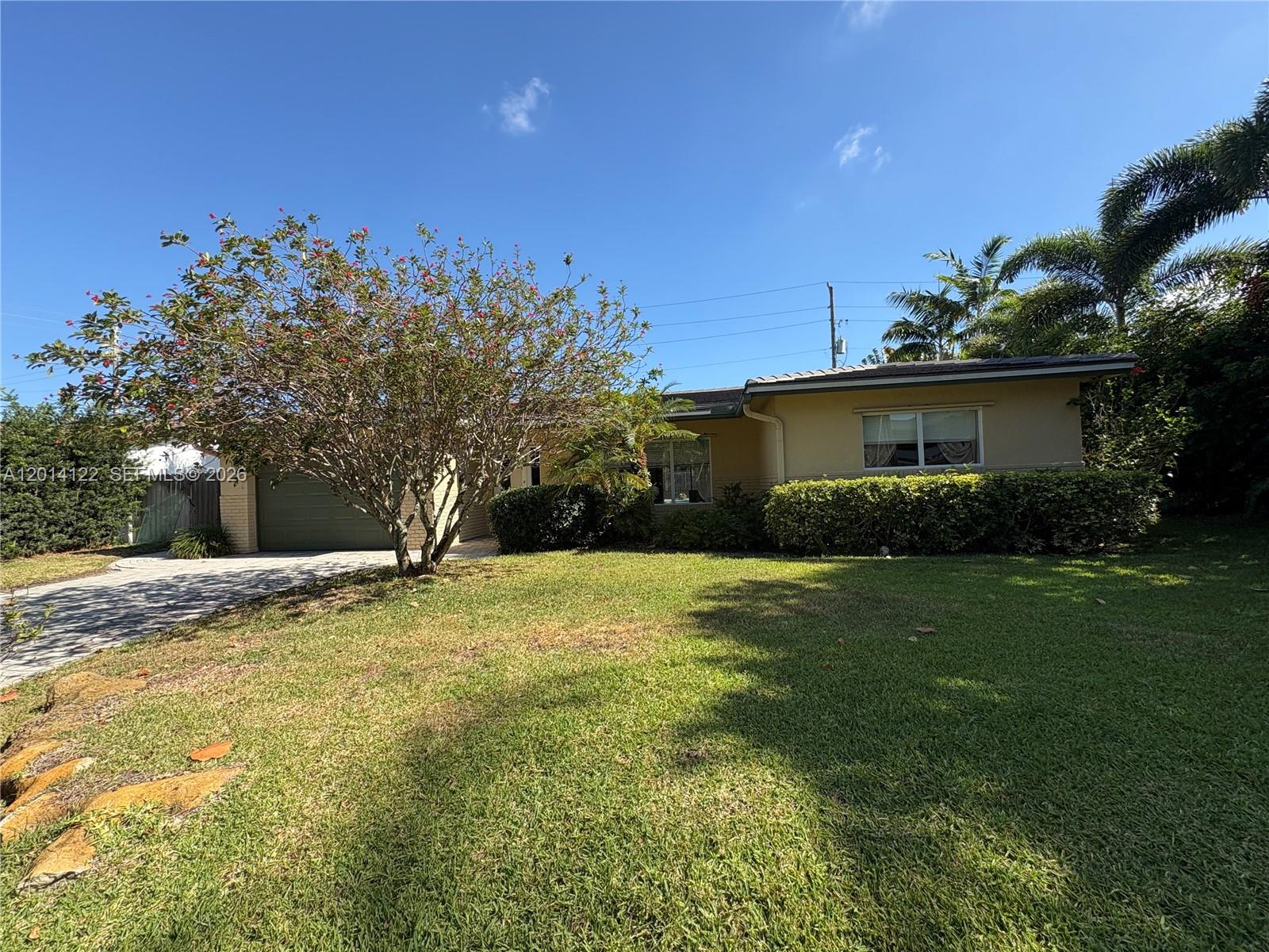 941 NW 7th St, Boca Raton FL 33486