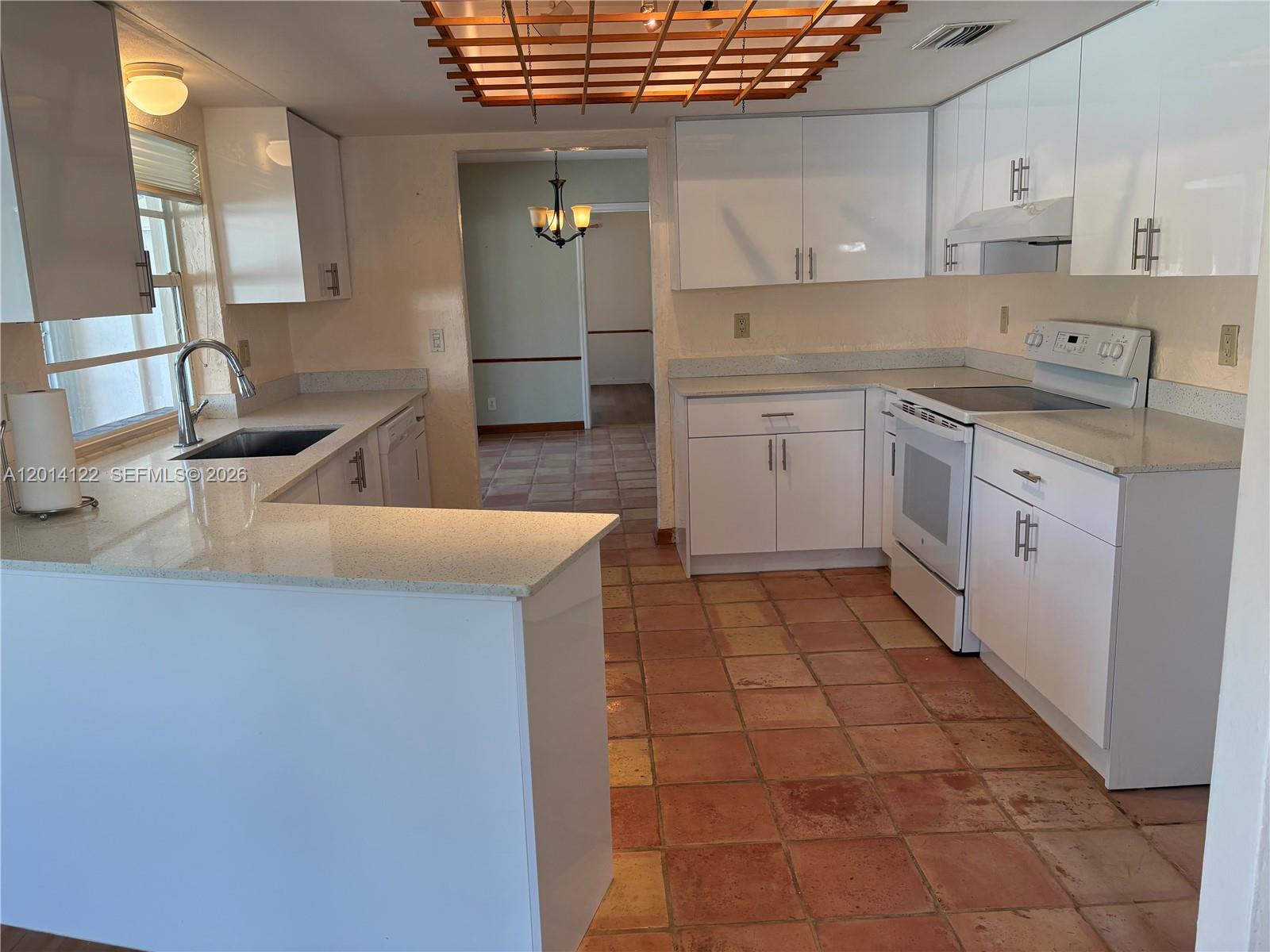 941 NW 7th St, Boca Raton FL 33486