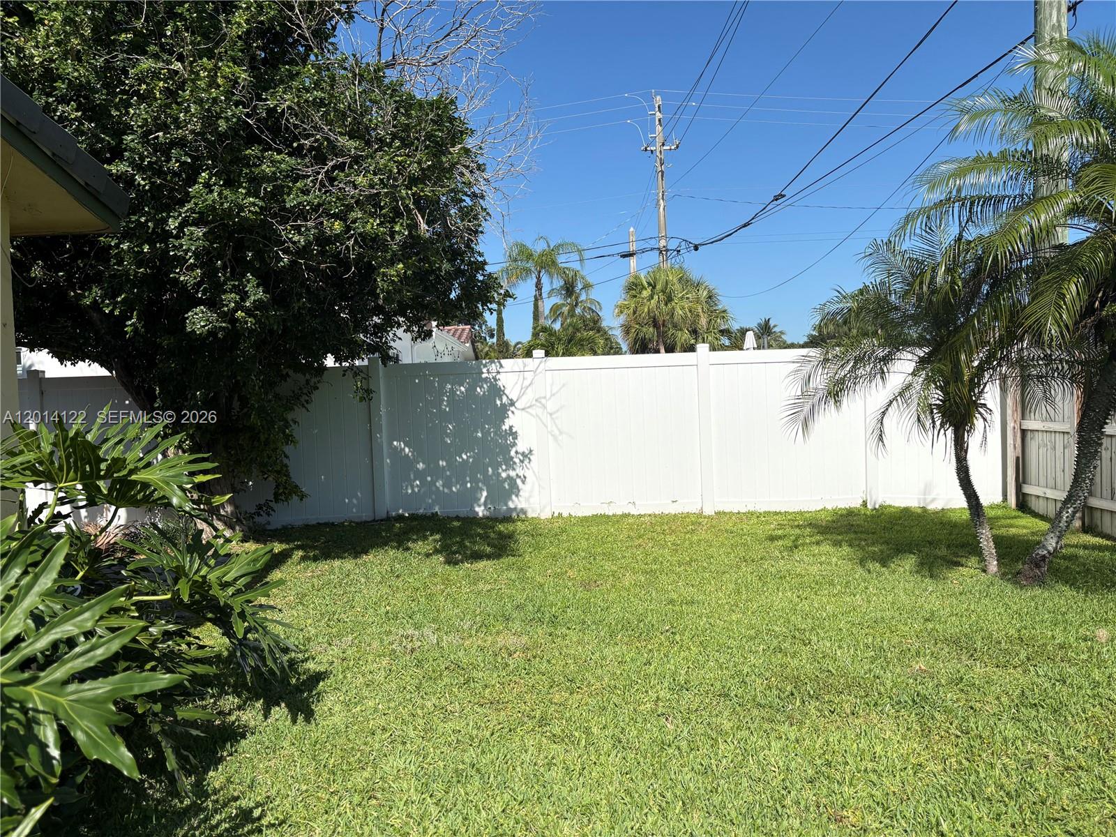 941 NW 7th St, Boca Raton FL 33486