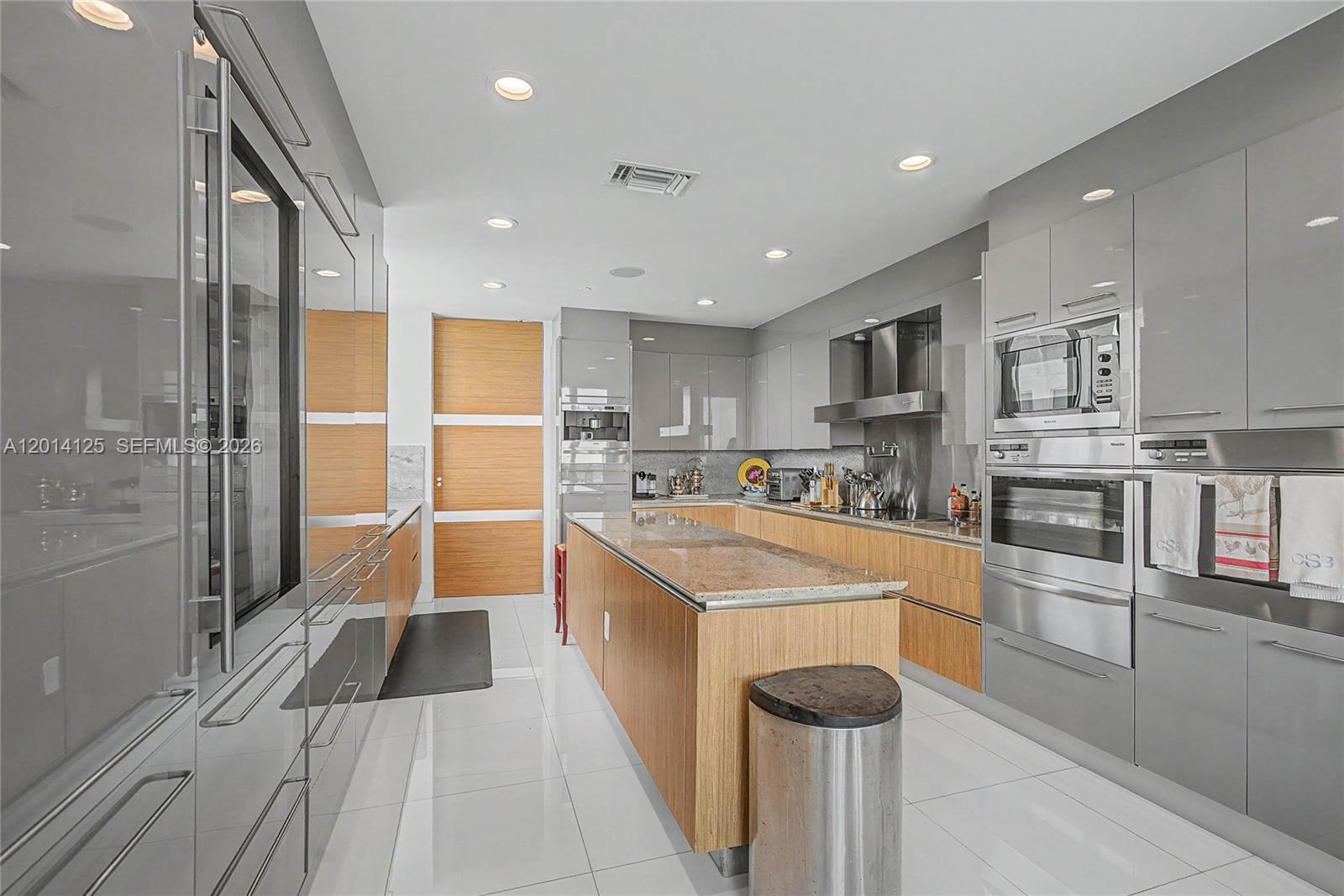 2627 S Bayshore Dr #2601, Miami FL 33133