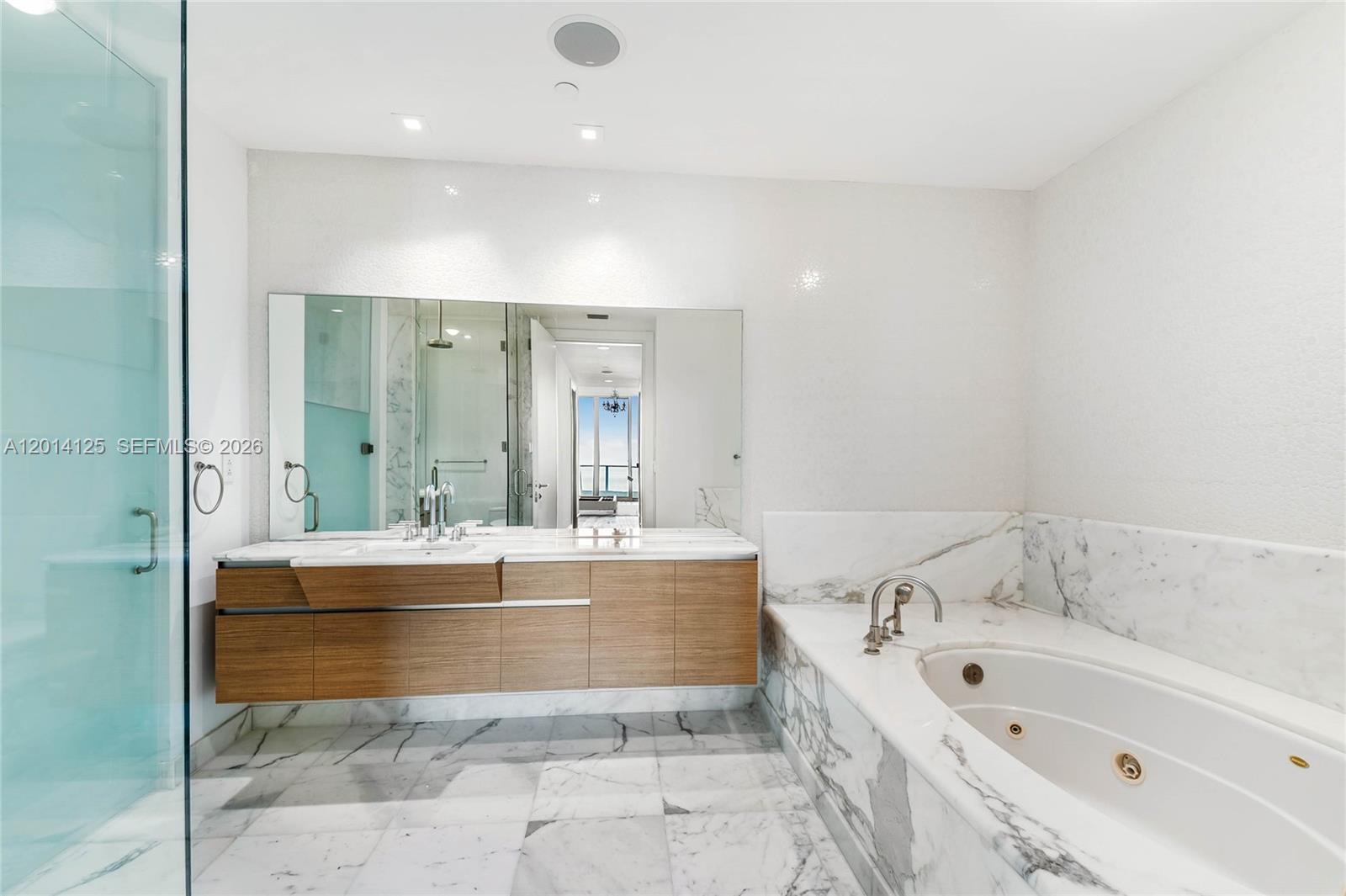 2627 S Bayshore Dr #2601, Miami FL 33133