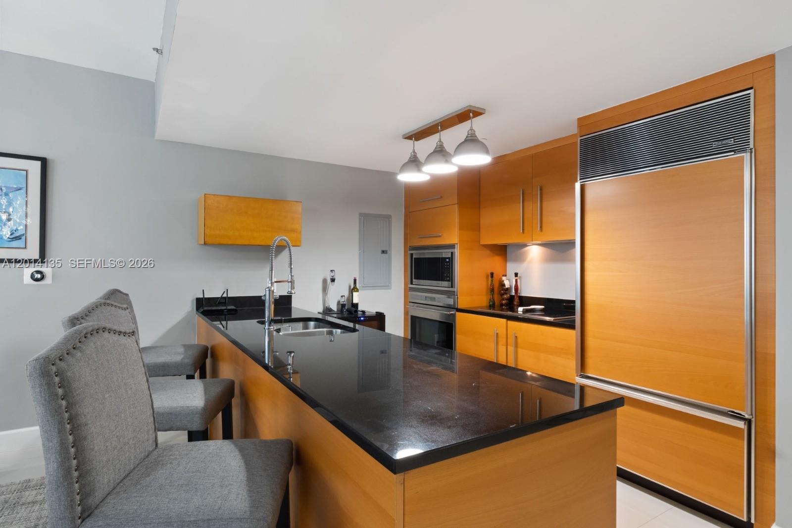 475 Brickell Ave #5109, Miami FL 33131