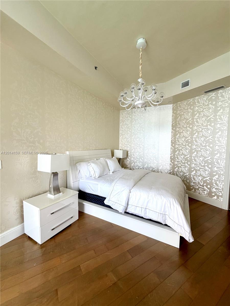 15901 Collins Ave #4107, Sunny Isles Beach FL 33160