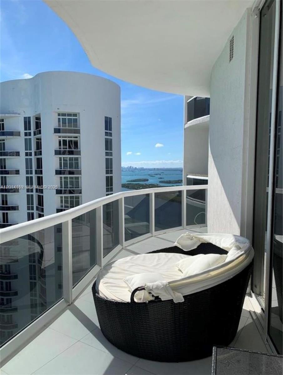15901 Collins Ave #4107, Sunny Isles Beach FL 33160