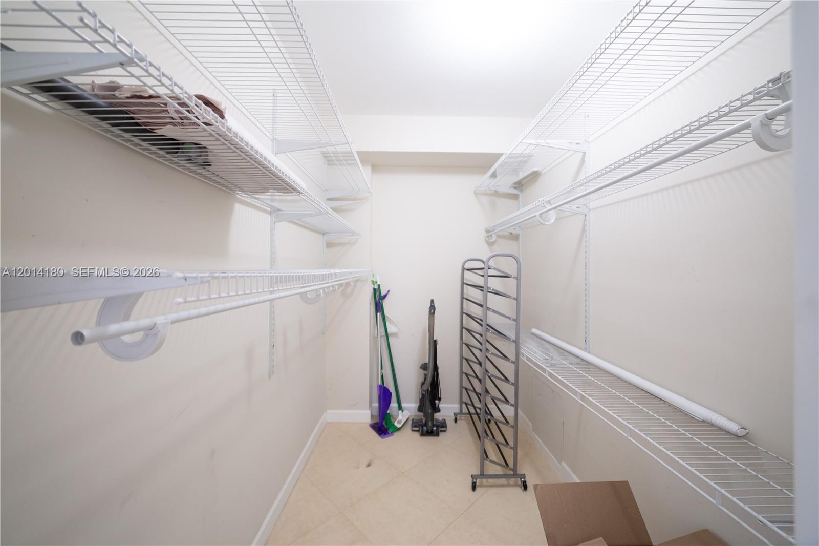 20000 E Country Club Dr #1001, Aventura FL 33180