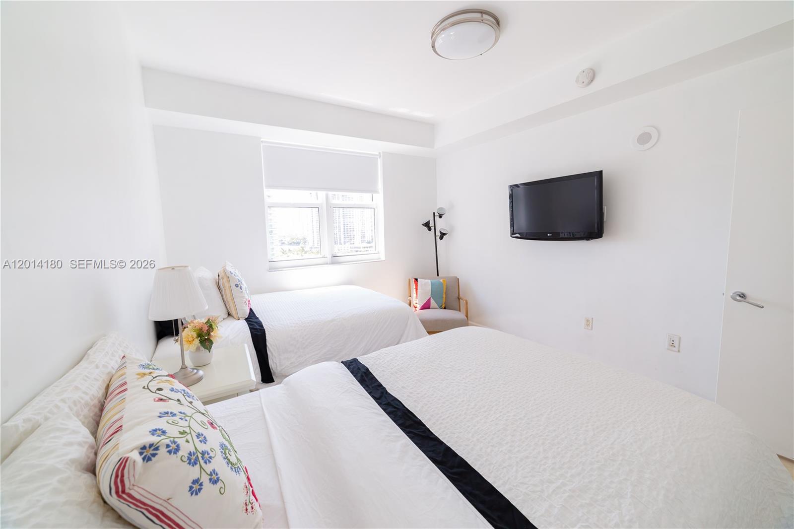 20000 E Country Club Dr #1001, Aventura FL 33180