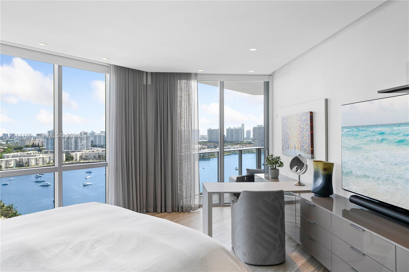 17111 Biscayne Blvd #2107, North Miami Beach FL 33160