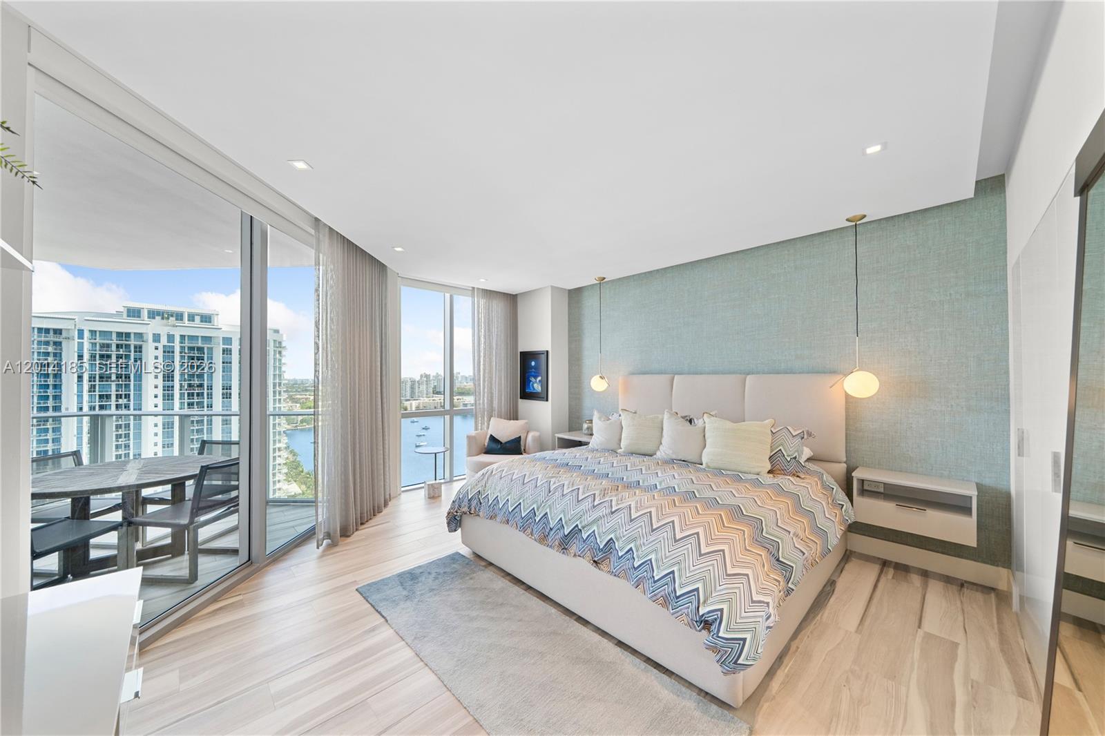 17111 Biscayne Blvd #2107, North Miami Beach FL 33160