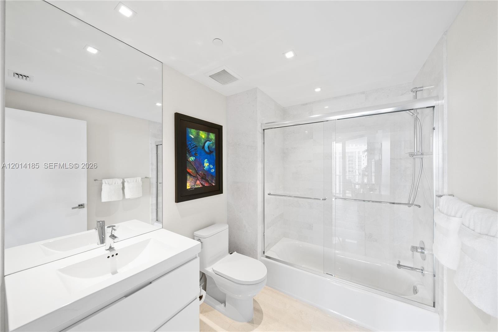 17111 Biscayne Blvd #2107, North Miami Beach FL 33160