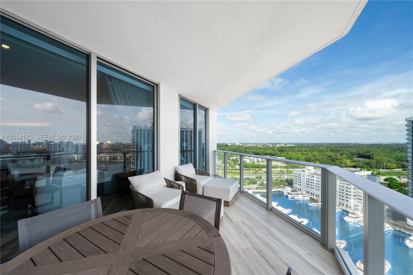 17111 Biscayne Blvd #2107, North Miami Beach FL 33160