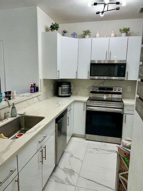 3818 SW 171st Ter, Miramar FL 33027