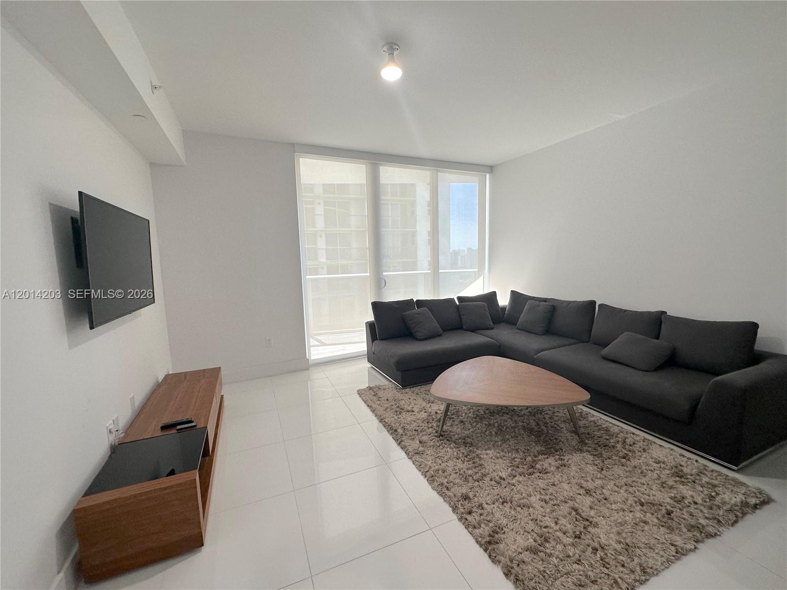 488 NE 18th St #2502, Miami FL 33132