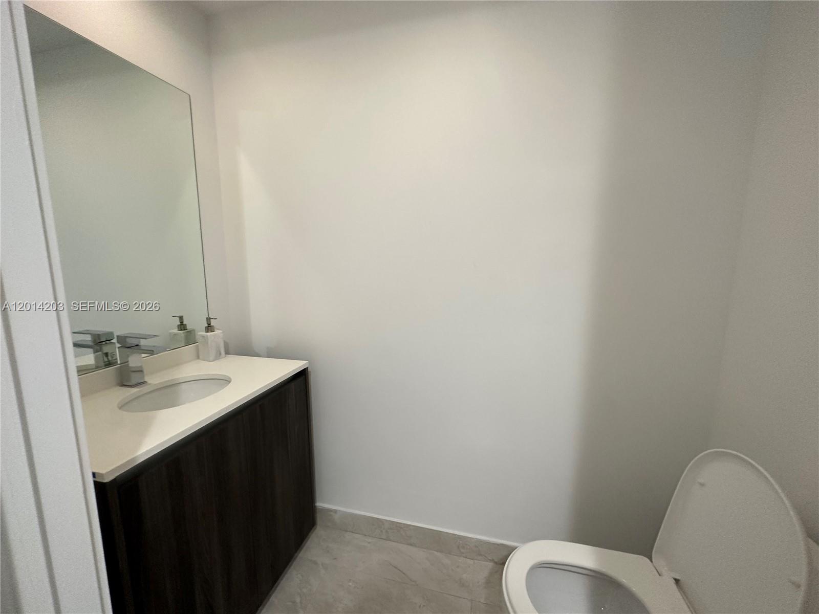 488 NE 18th St #2502, Miami FL 33132