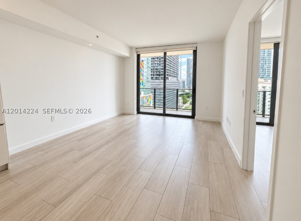 45 SW 9th St #1104, Miami FL 33130
