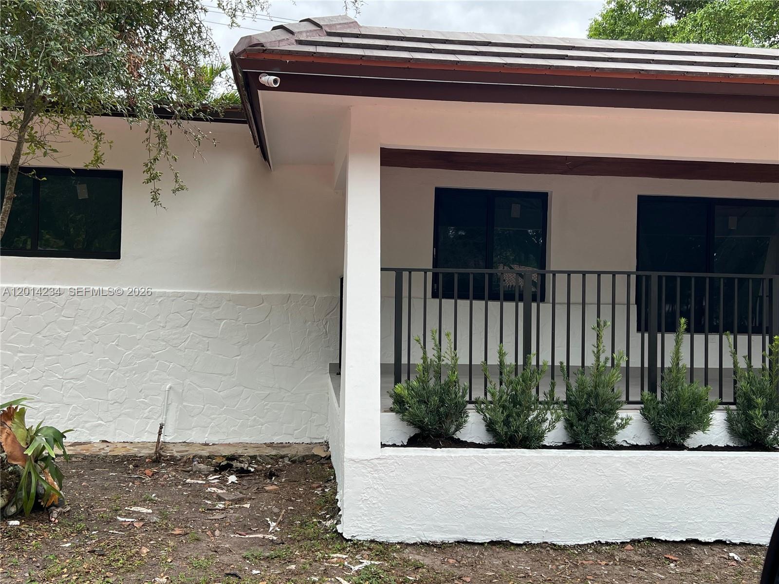 6150 SW 16th St, West Miami FL 33155