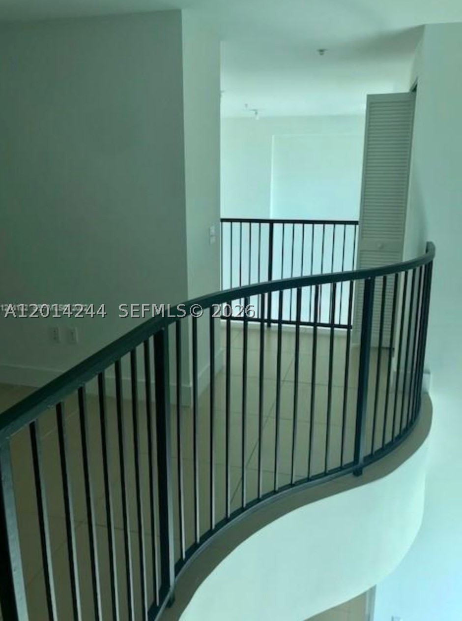 300 S Biscayne Blvd #L-L32, Miami FL 33131