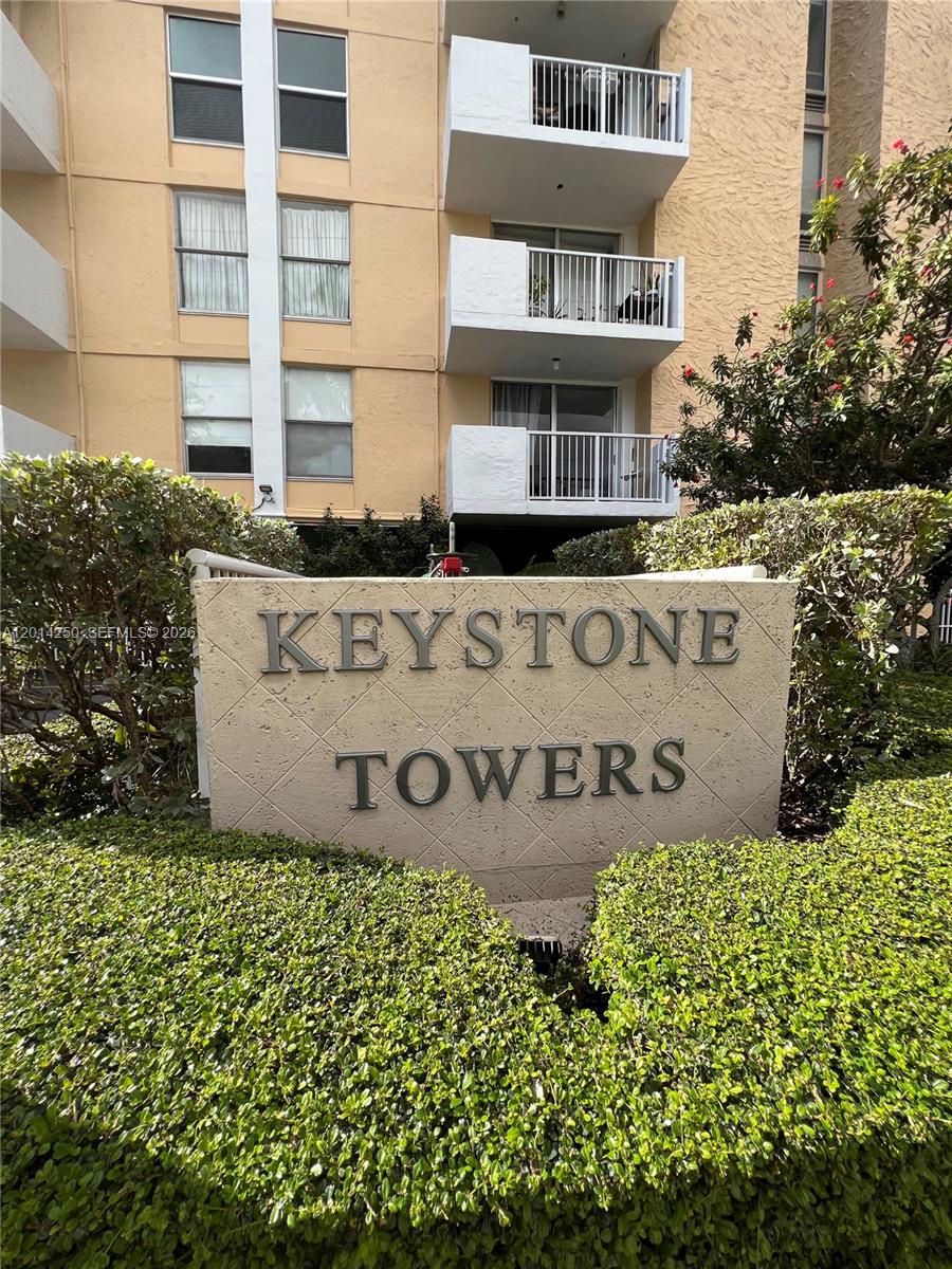 2020 NE 135th St #309, North Miami FL 33181