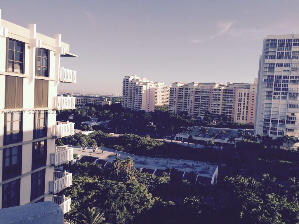 1121 CRANDON BL #E1104, Key Biscayne FL 33149