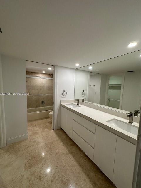 1121 CRANDON BL #E1104, Key Biscayne FL 33149