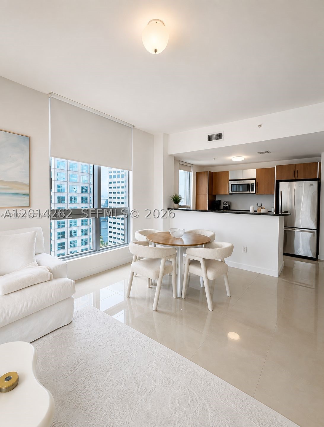 300 S Biscayne Blvd #T-3701, Miami FL 33131