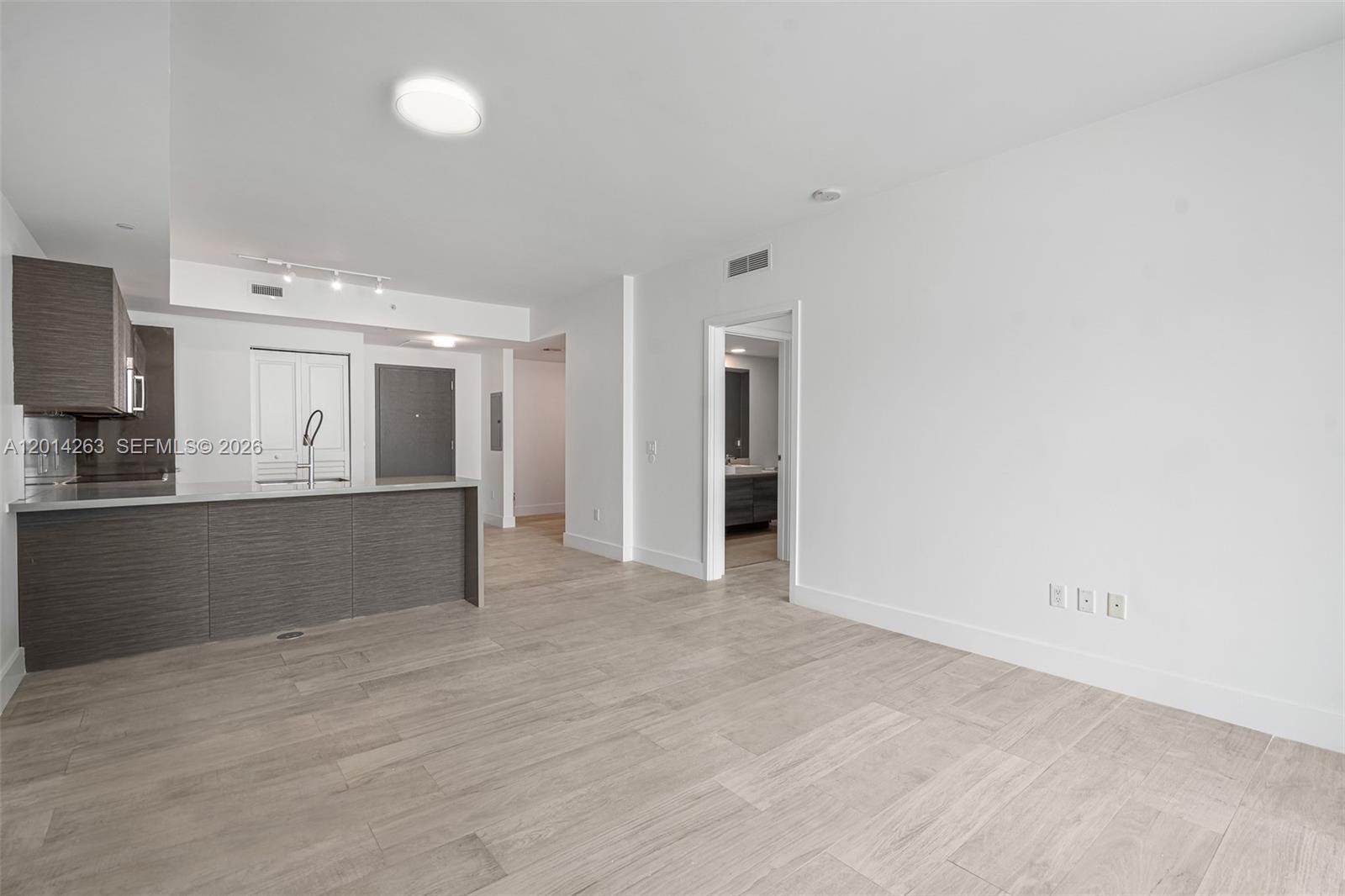 1080 Brickell Ave #2606, Miami FL 33131
