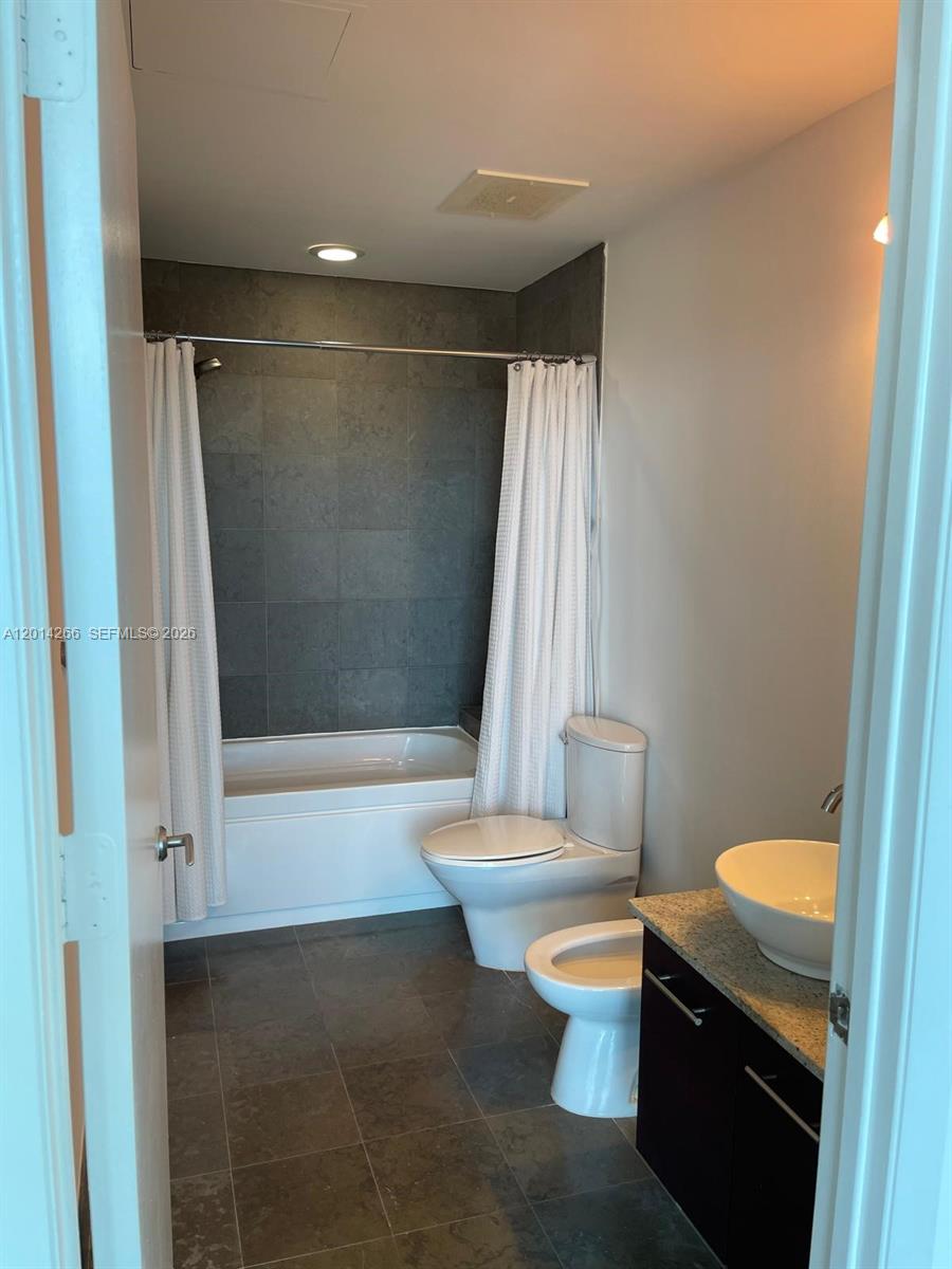 3029 NE 188th St #602, Aventura FL 33180