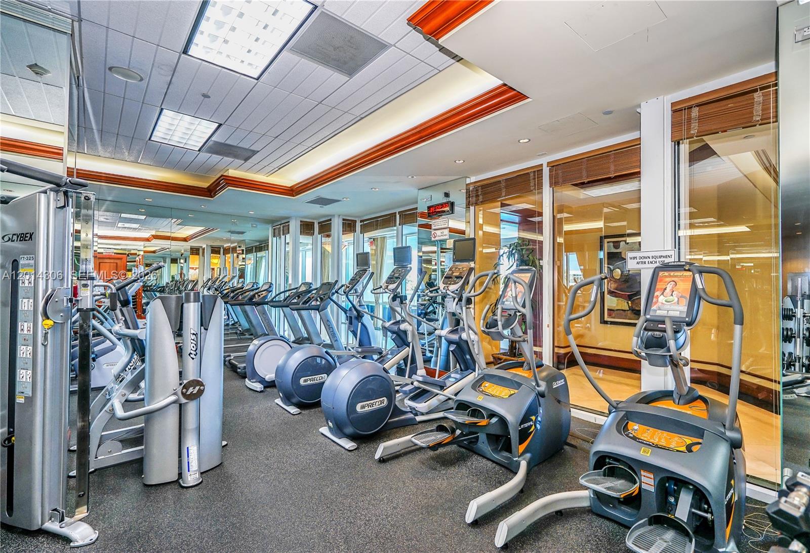 20201 E Country Club Dr #1408, Aventura FL 33180
