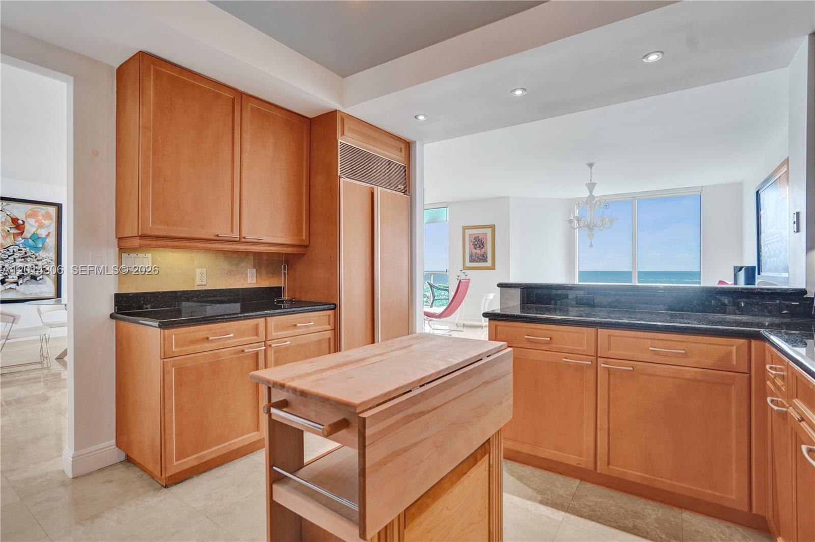20201 E Country Club Dr #1408, Aventura FL 33180