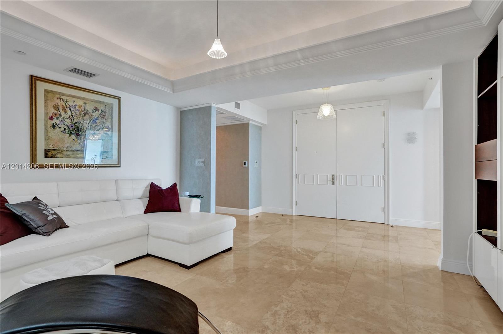 20201 E Country Club Dr #1408, Aventura FL 33180