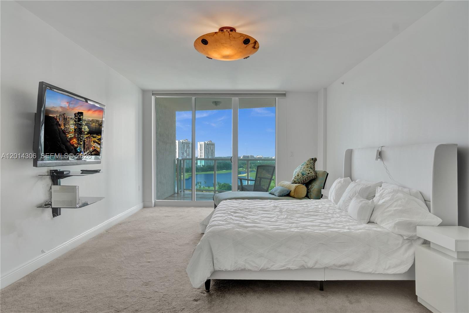 20201 E Country Club Dr #1408, Aventura FL 33180
