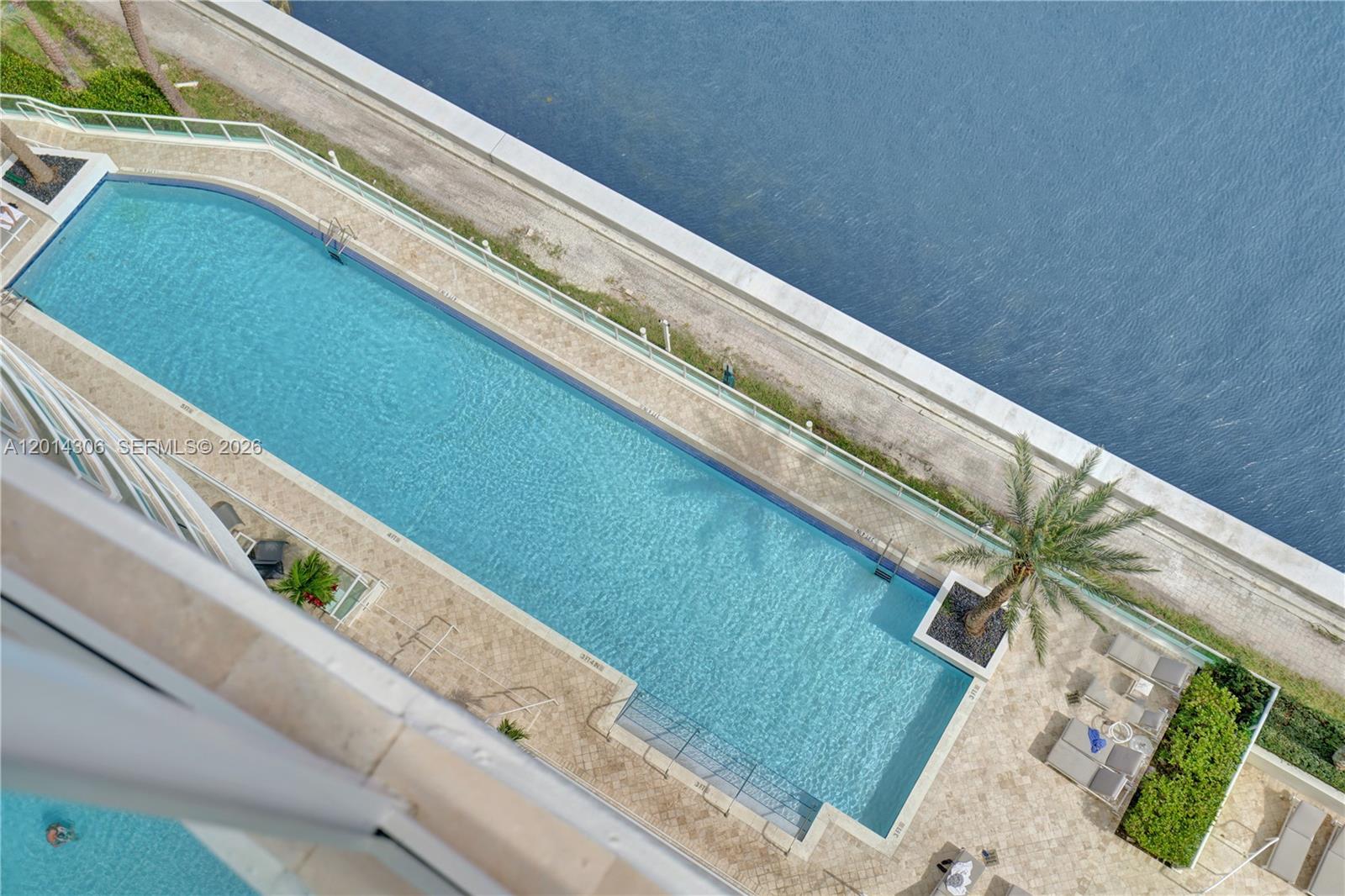 20201 E Country Club Dr #1408, Aventura FL 33180
